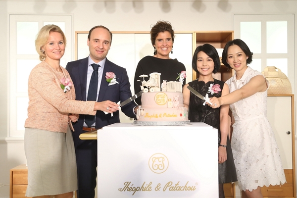 比利時皇室寶寶御用、令好萊塢巨星安潔莉娜裘莉也瘋狂